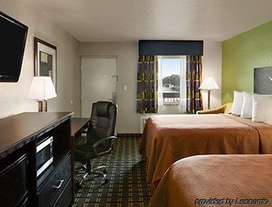 Days Inn West Memphis Bagian luar foto